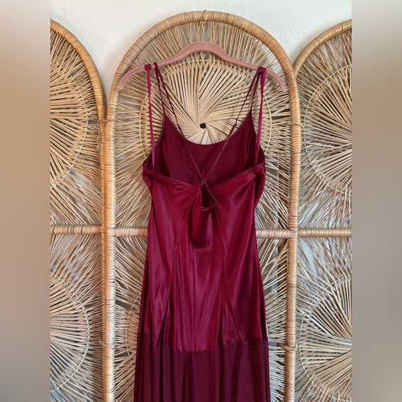 Vintage Victoria’s Secret Silk Slip - Picture 3 of 5